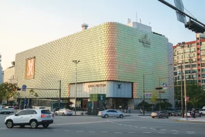 Galleria in Seoul, South Korea by Artyooran Seoul International Visitors Centre
